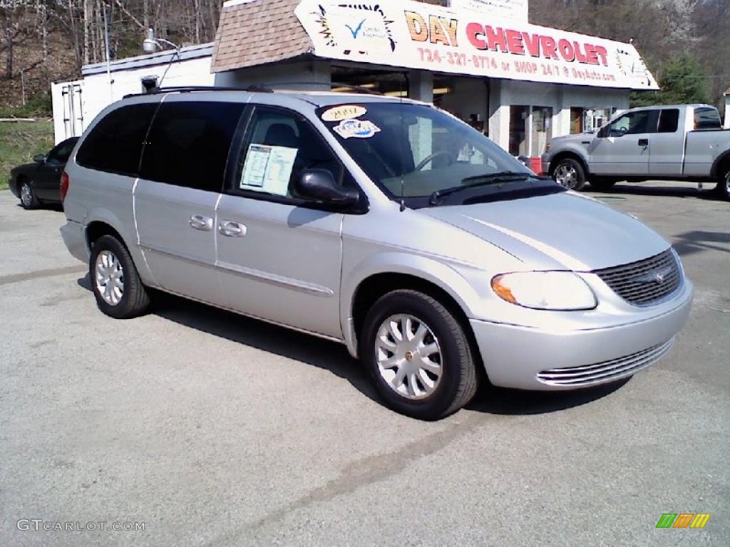 2002 Town & Country EX - Bright Silver Metallic / Taupe photo #1