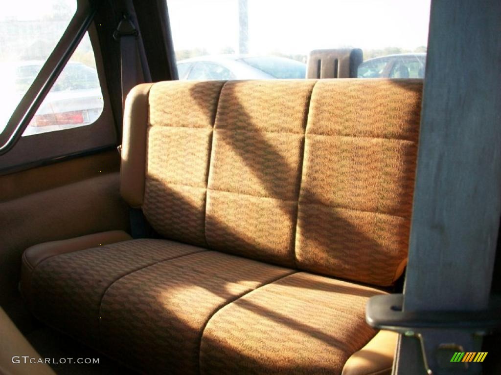 1998 Wrangler Sport 4x4 - Deep Amethyst Pearl / Khaki photo #7