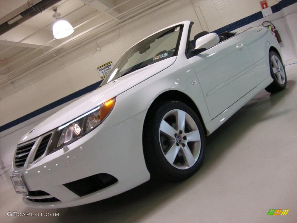 2008 9-3 2.0T Convertible - Arctic White / Black photo #1