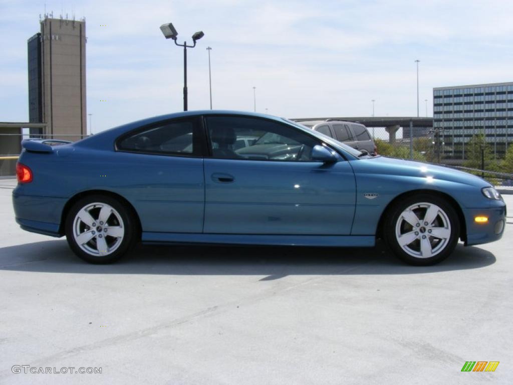 2004 GTO Coupe - Barbados Blue Metallic / Black photo #4