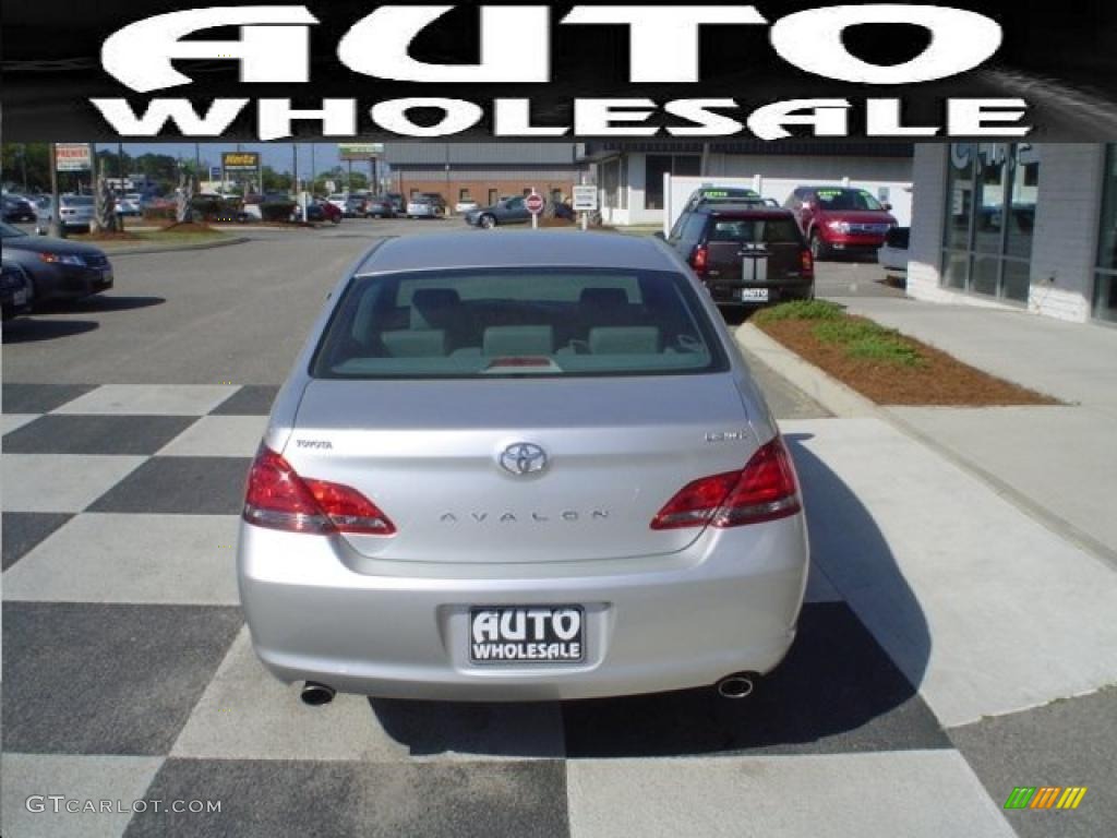 2008 Avalon Limited - Classic Silver Metallic / Ash Gray photo #3