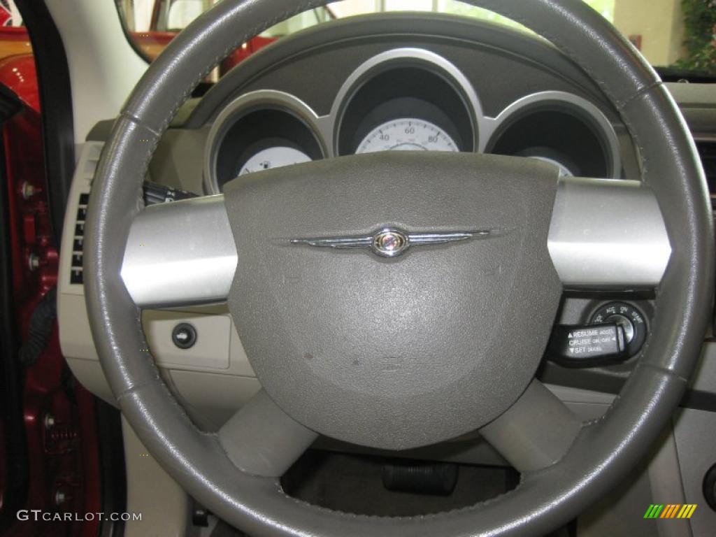 2007 Sebring Touring Sedan - Inferno Red Crystal Pearl / Dark Slate Gray/Light Slate Gray photo #20