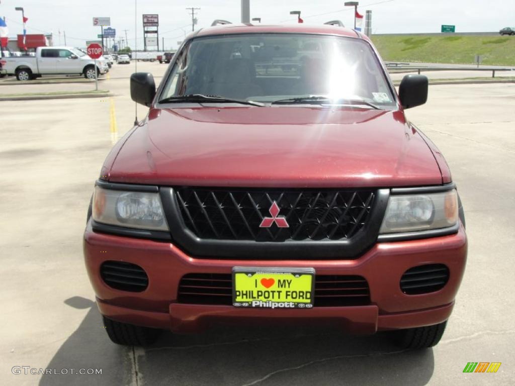 2001 Montero Sport ES - Cambridge Red Pearl / Gray photo #8