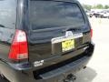 Black - 4Runner SR5 Photo No. 20