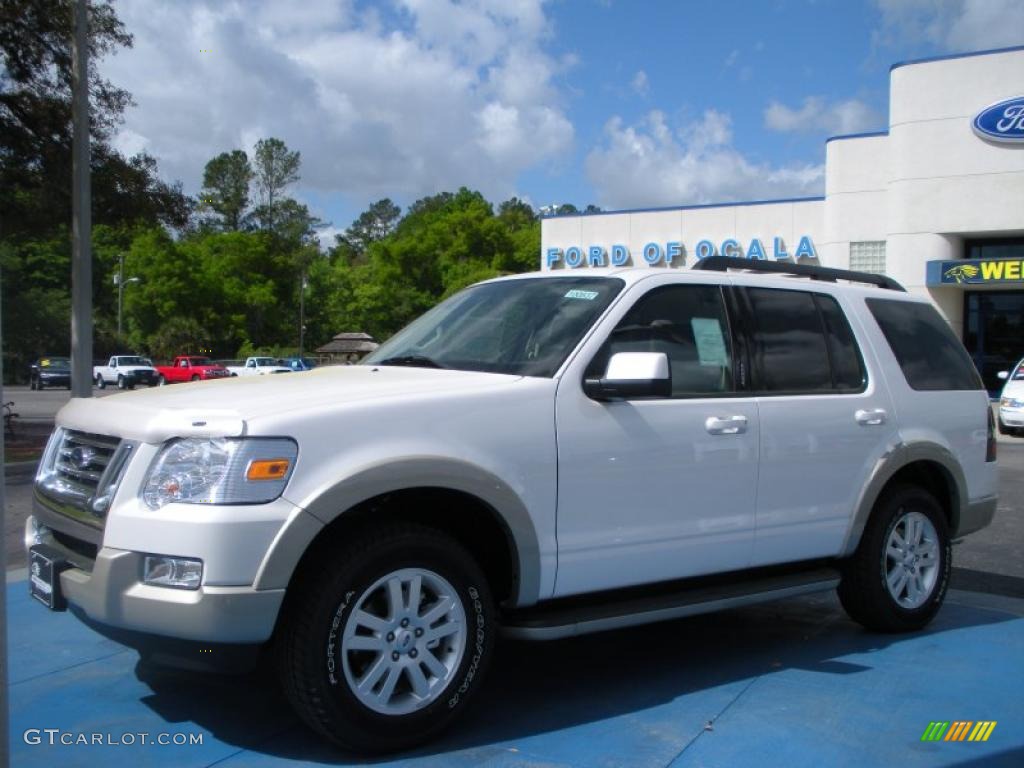 2010 Explorer Eddie Bauer - White Suede / Black/Camel photo #1