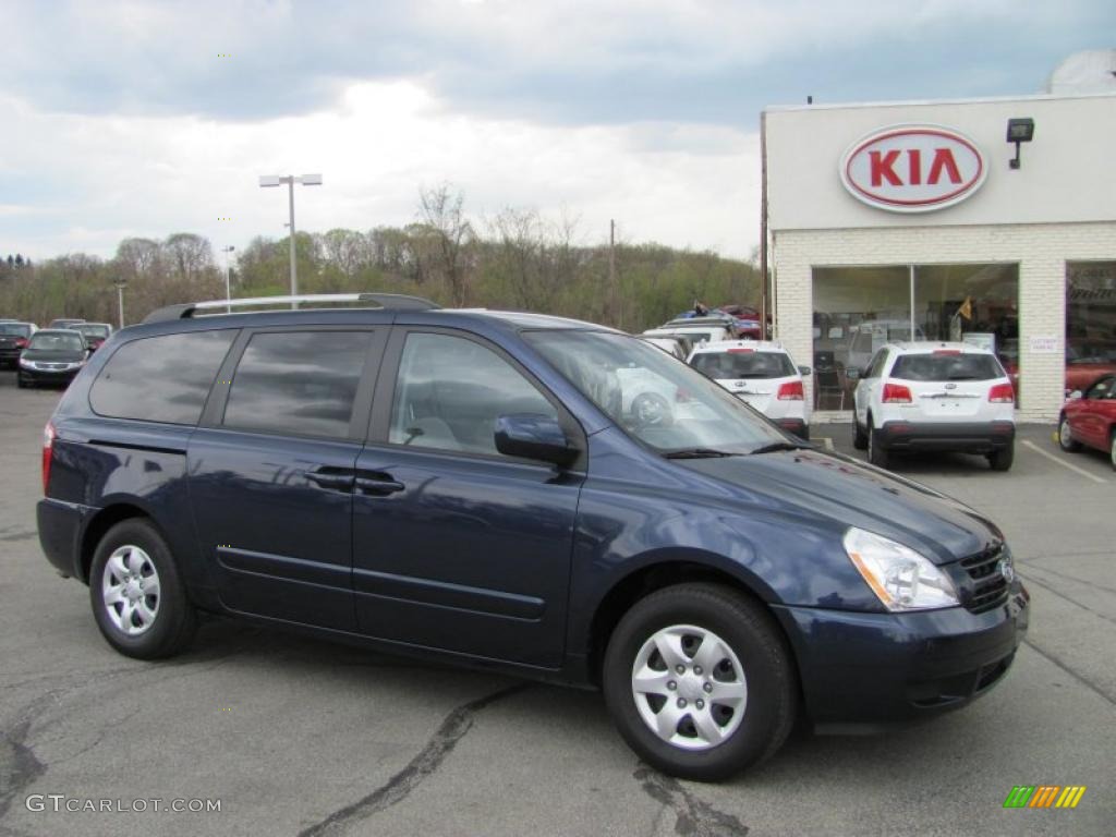 Velvet Blue Kia Sedona