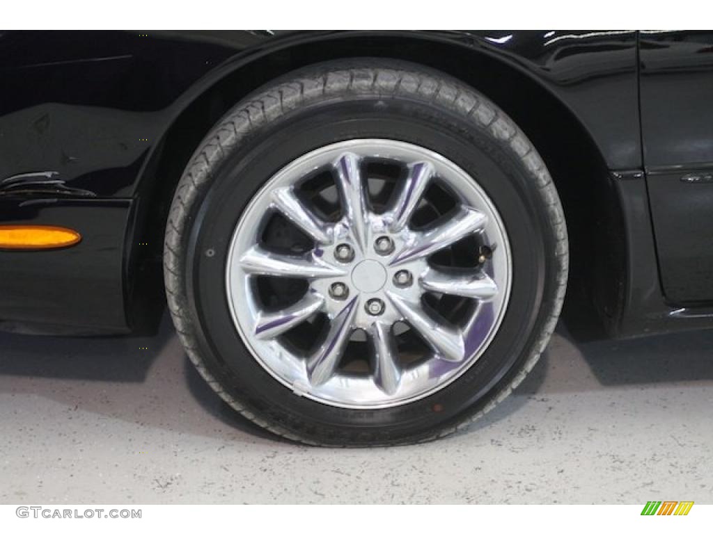 2002 Chrysler Concorde Limited Wheel Photo #28331903