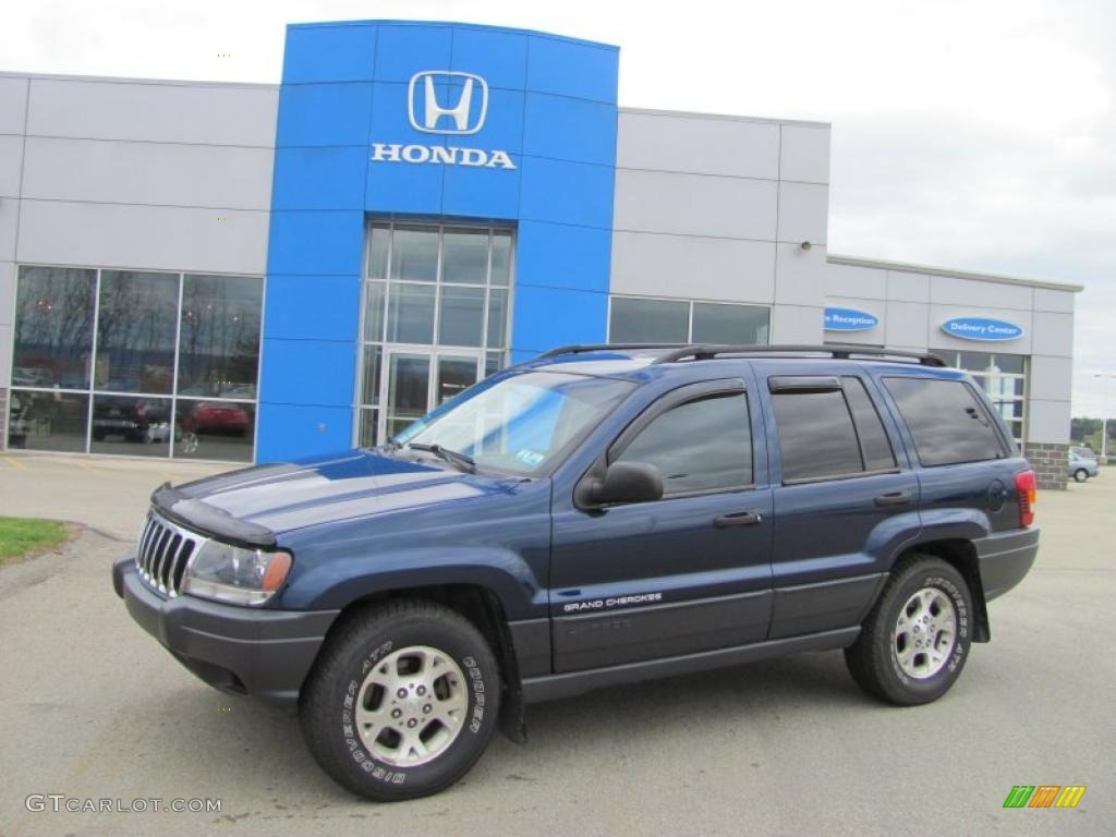 2003 Grand Cherokee Laredo 4x4 - Patriot Blue Pearl / Dark Slate Gray photo #1