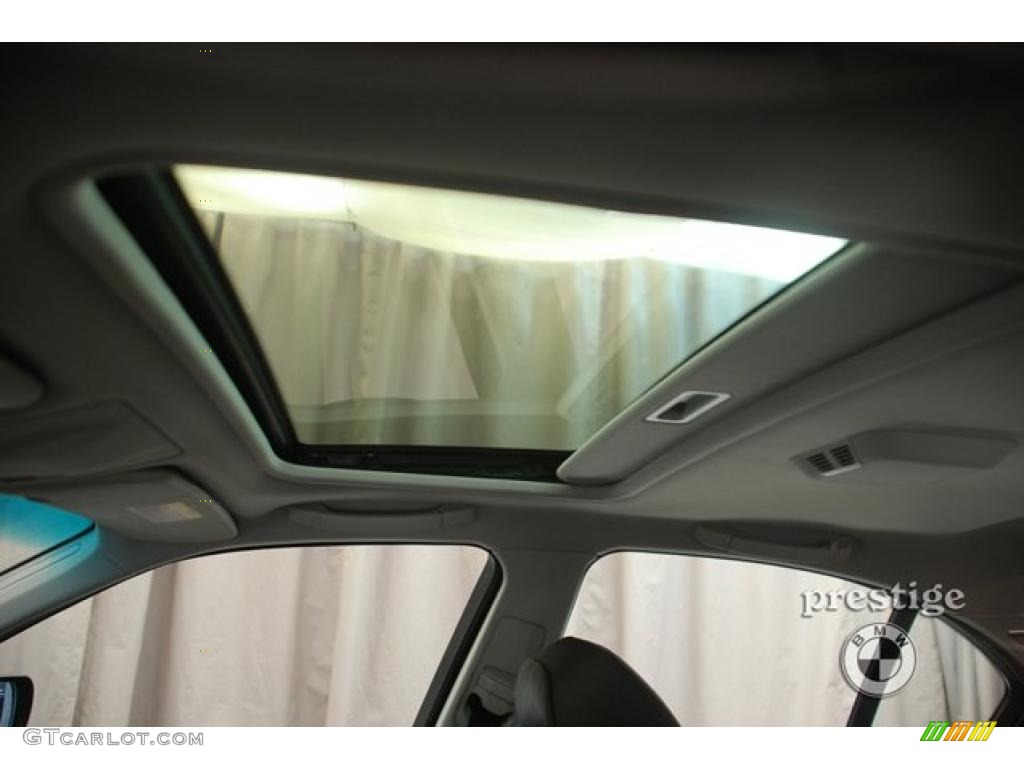 2005 3 Series 325xi Sedan - Jet Black / Black photo #13