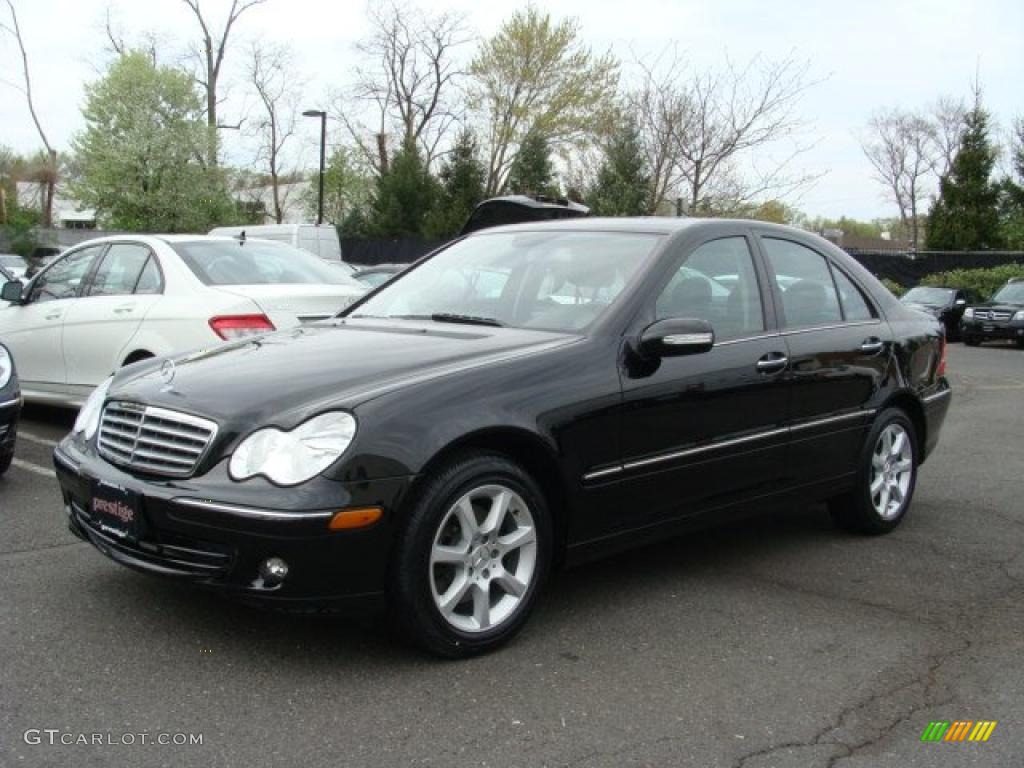 Black Mercedes-Benz C