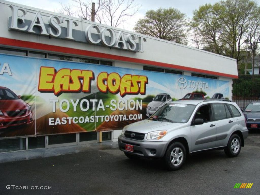 2005 RAV4  - Titanium Metallic / Dark Charcoal photo #1