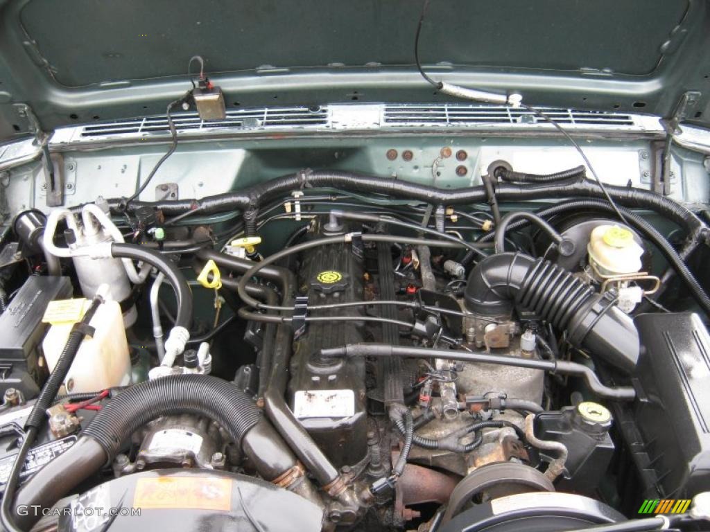 2000 Cherokee Classic 4x4 - Medium Fern Green Metallic / Camel Beige photo #10