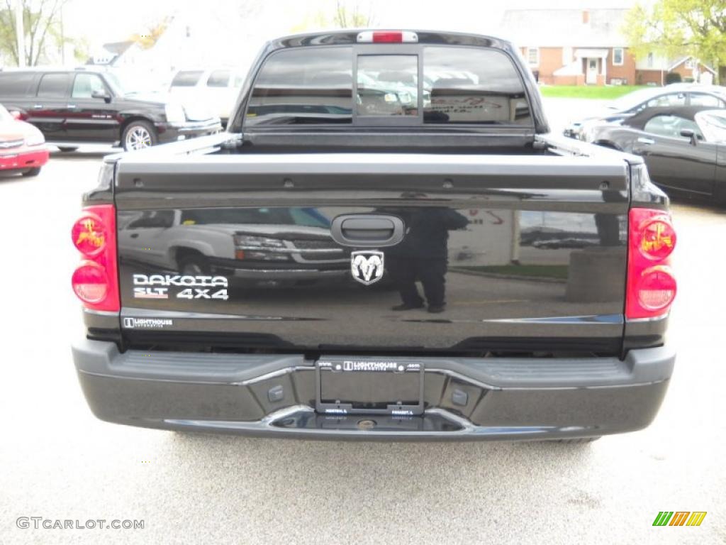 2008 Dakota SLT Crew Cab 4x4 - Brilliant Black / Dark Slate Gray/Medium Slate Gray photo #8