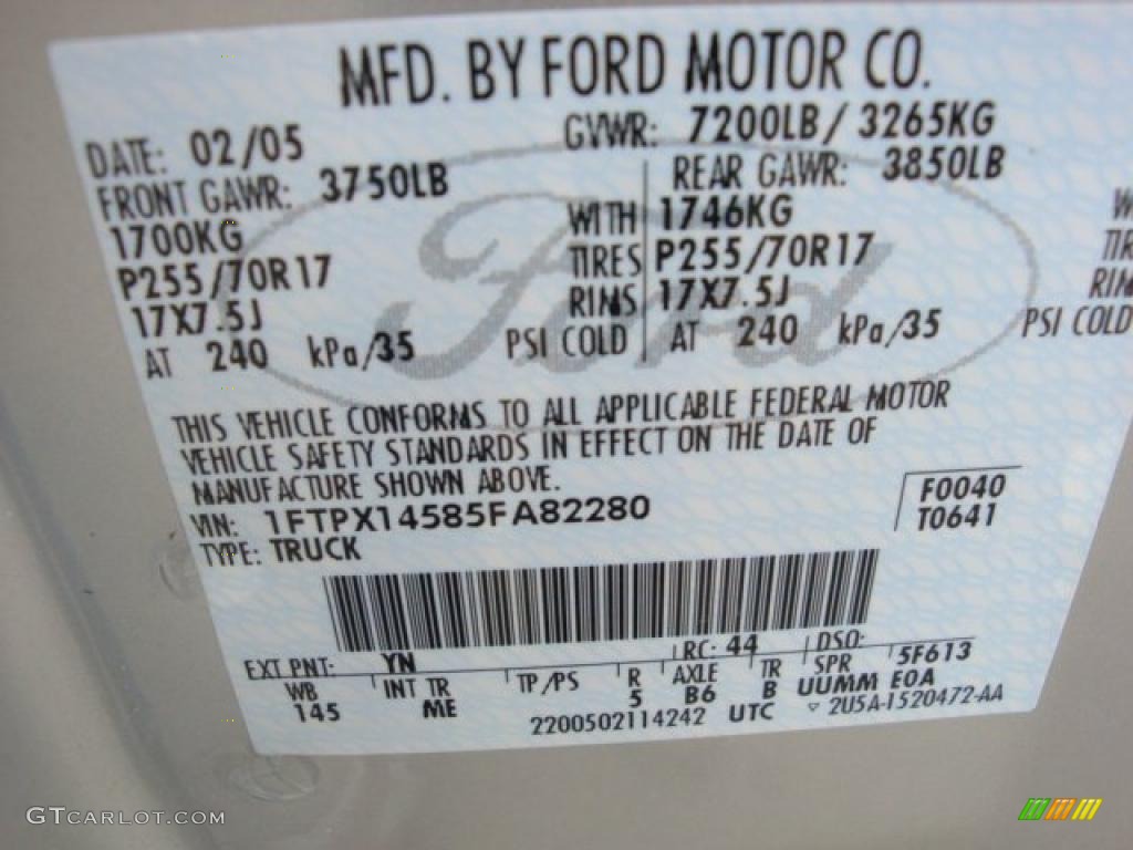 2005 F150 XLT SuperCab 4x4 - Silver Metallic / Medium Flint Grey photo #19