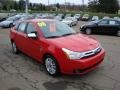Vermillion Red - Focus SE Sedan Photo No. 6
