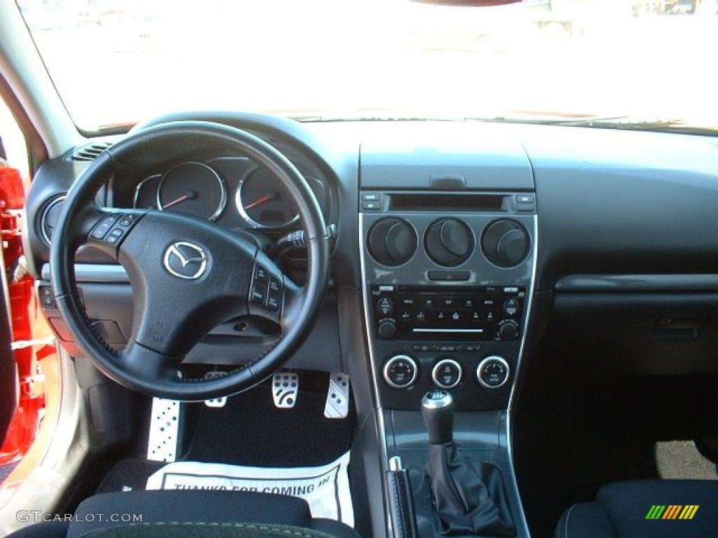 2006 MAZDA6 MAZDASPEED6 Sport - Volcanic Red / Black photo #12