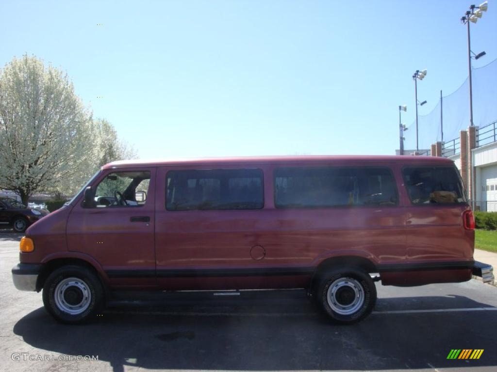 2001 Ram Van 3500 Passenger - Medium Red Metallic / Dark Slate Gray photo #3