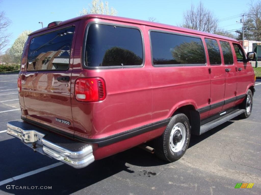 2001 Ram Van 3500 Passenger - Medium Red Metallic / Dark Slate Gray photo #6