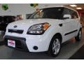 2010 Clear White Kia Soul +  photo #3