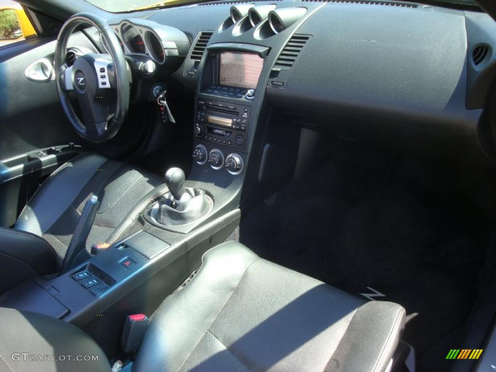 2005 350Z Touring Roadster - Ultra Yellow Metallic / Charcoal photo #14