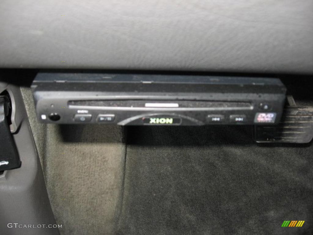 2003 TrailBlazer LT 4x4 - Black / Gray photo #35