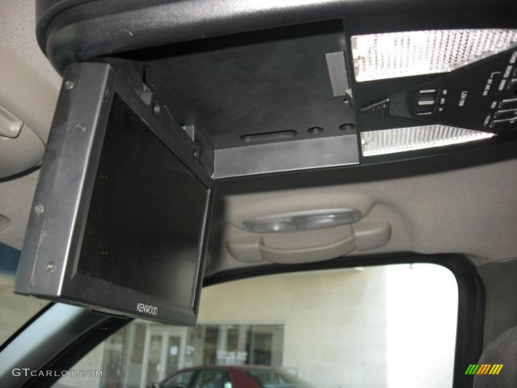 2003 TrailBlazer LT 4x4 - Black / Gray photo #36