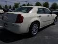 Cool Vanilla White - 300 Touring Walter P. Chryler Executive Series Photo No. 3