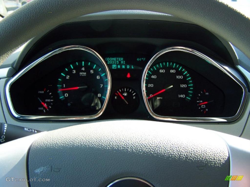 2010 Traverse LS AWD - Dark Blue Metallic / Dark Gray/Light Gray photo #18