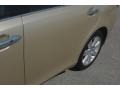 Golden Almond Metallic - ES 350 Photo No. 15