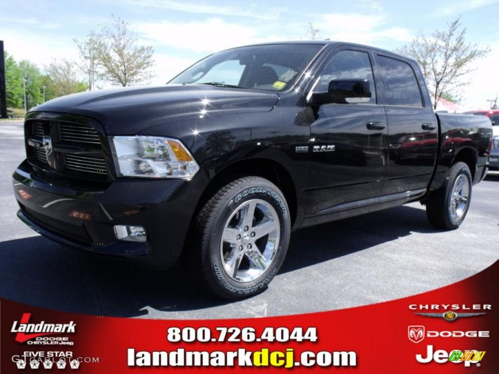 2010 Ram 1500 Sport Crew Cab - Brilliant Black Crystal Pearl / Dark Slate Gray photo #1