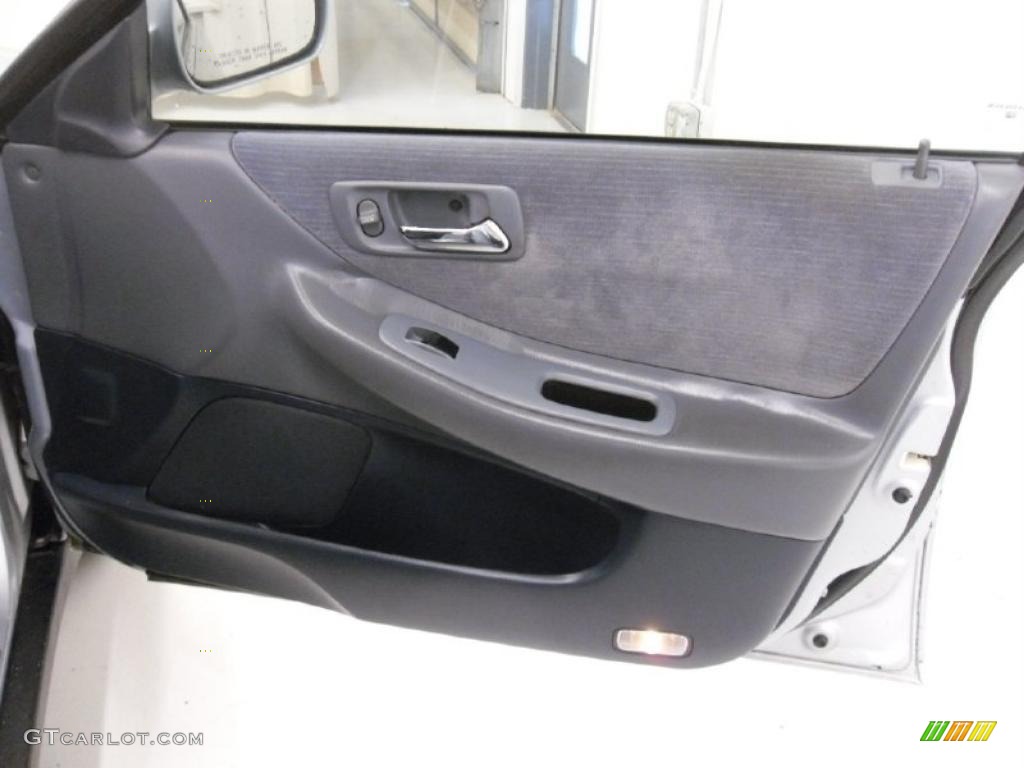 1998 Accord LX Sedan - Regent Silver Pearl / Charcoal photo #21