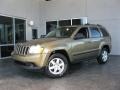 2009 Olive Green Metallic Jeep Grand Cherokee Laredo  photo #2