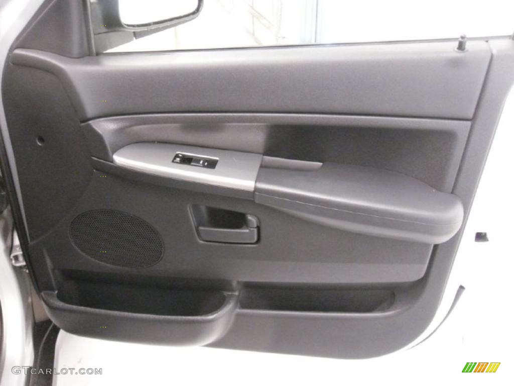 2008 Grand Cherokee Laredo - Bright Silver Metallic / Dark Slate Gray photo #20