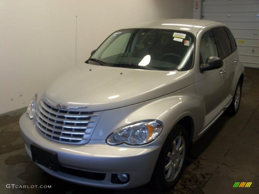 2010 PT Cruiser Classic - Bright Silver Metallic / Pastel Slate Gray photo #1