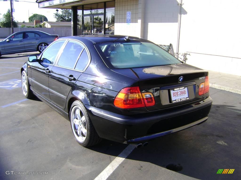 2004 3 Series 325i Sedan - Jet Black / Black photo #4