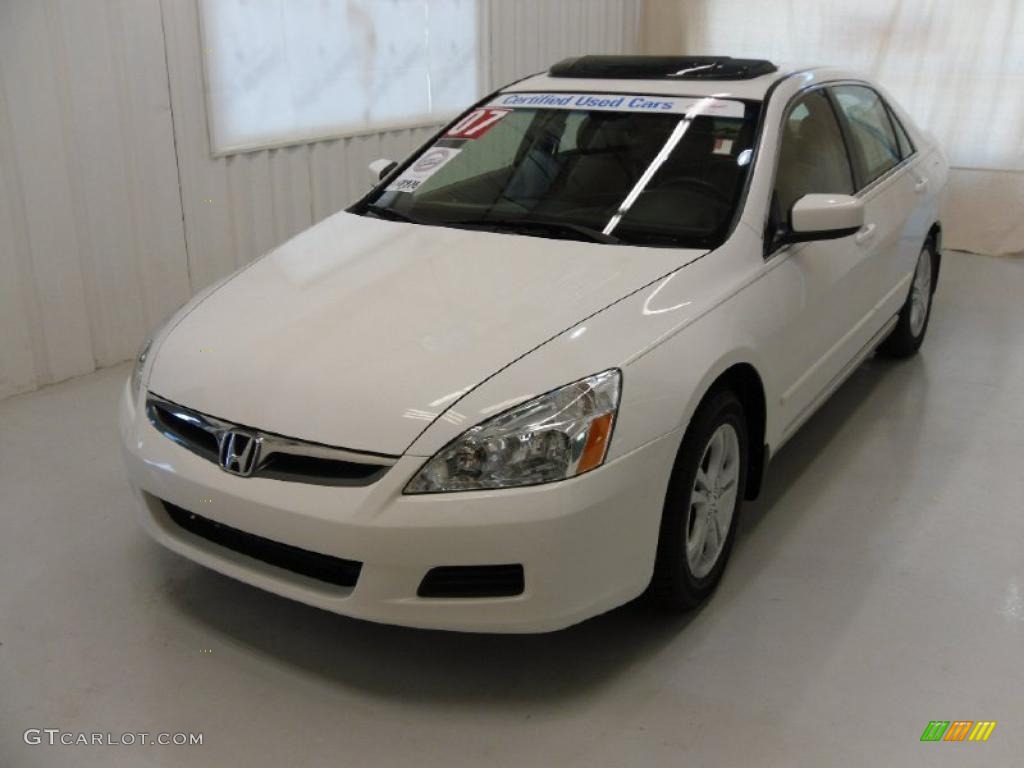 2007 Accord EX-L Sedan - Taffeta White / Ivory photo #1