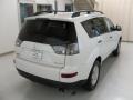 Diamond White Pearl - Outlander LS 4WD Photo No. 4