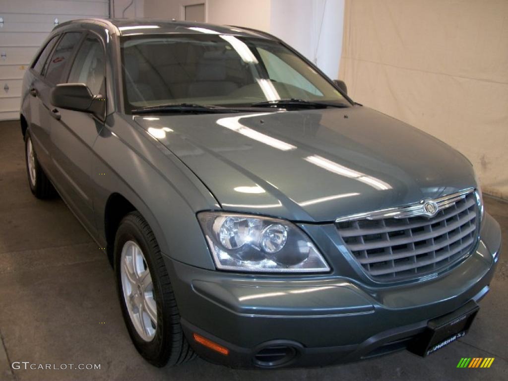 2005 Pacifica AWD - Magnesium Green Pearl / Light Taupe photo #5