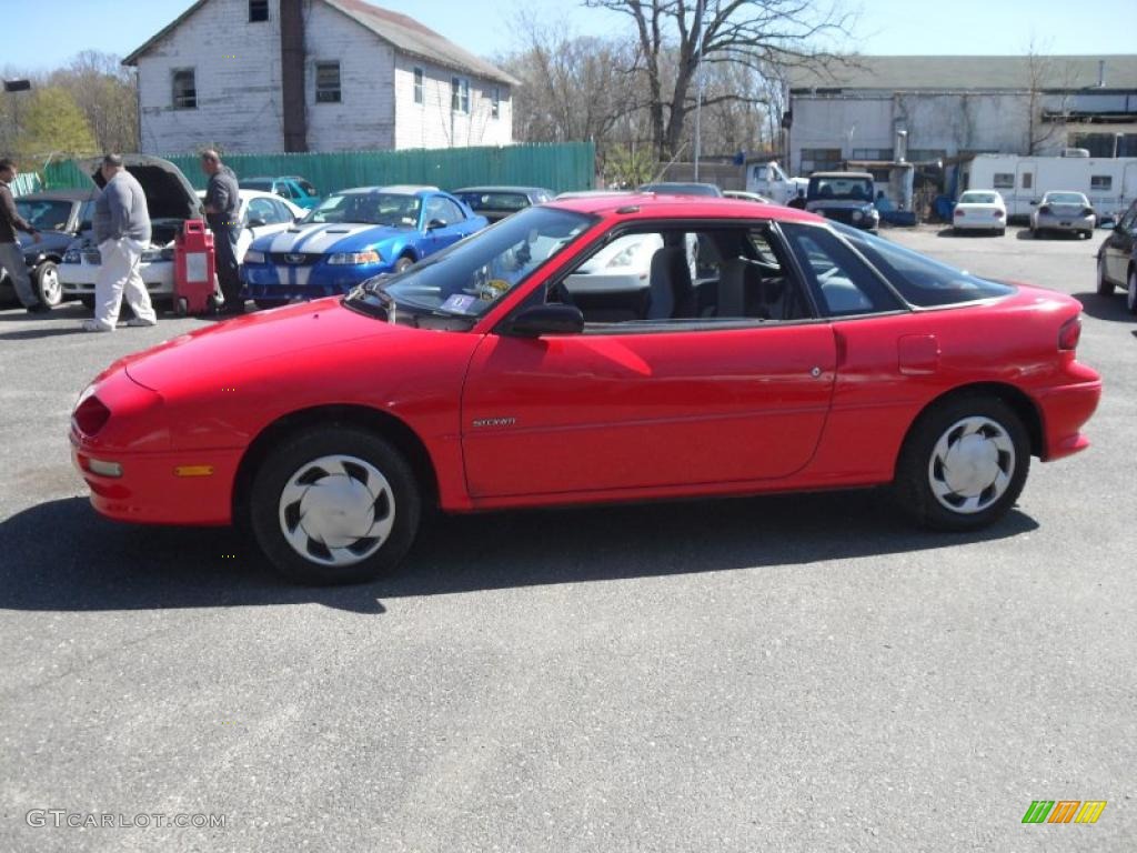 1992 Storm GSi Coupe - Bright Red / Gray photo #8