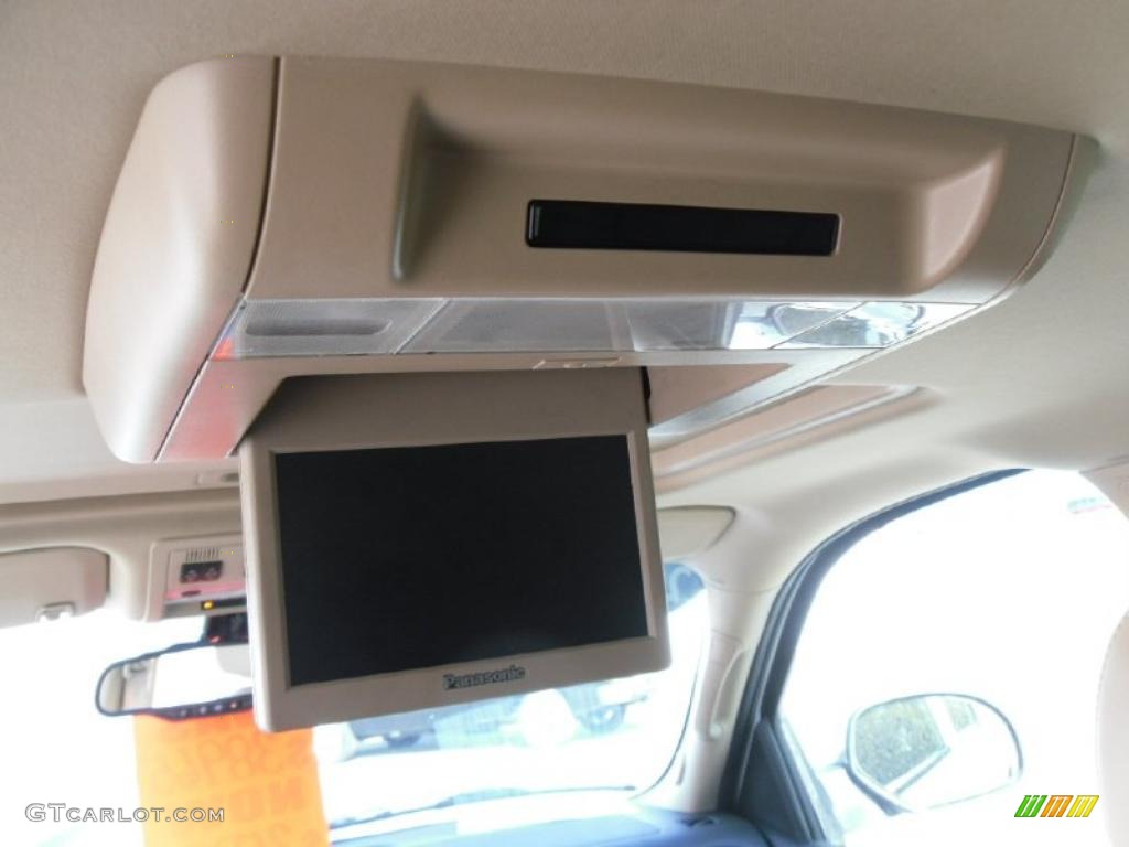 2007 Tahoe LTZ 4x4 - Summit White / Light Cashmere/Ebony photo #15