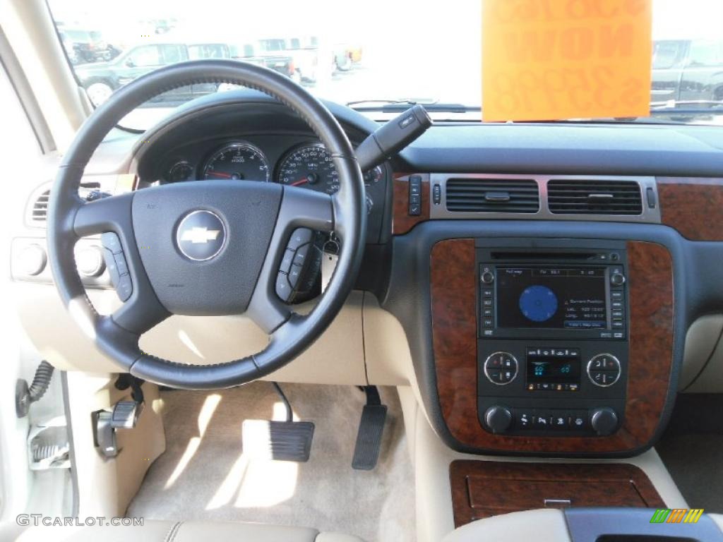 2007 Tahoe LTZ 4x4 - Summit White / Light Cashmere/Ebony photo #17