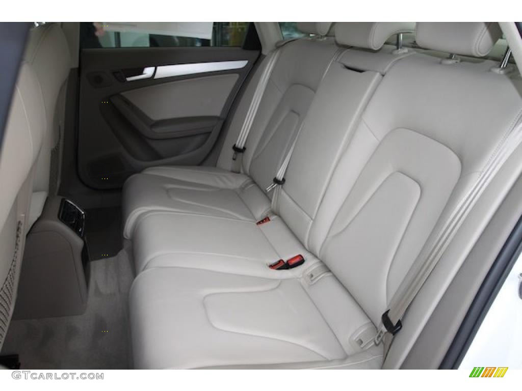 Light Gray Interior 2010 Audi A4 2.0T Sedan Photo #28392754
