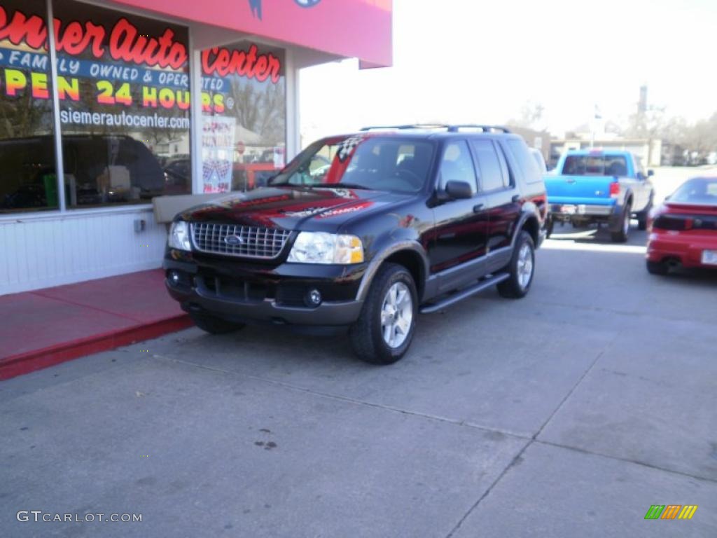 2003 Explorer XLT 4x4 - Black / Midnight Gray photo #2