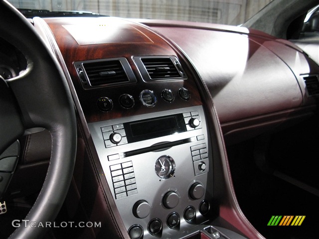 2005 Aston Martin DB9 Coupe Controls Photo #283983