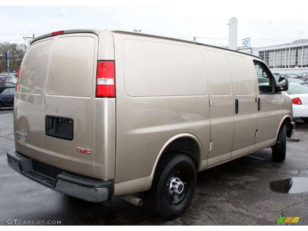 2008 Savana Van 2500 Cargo - Sand Beige Metallic / Neutral photo #5