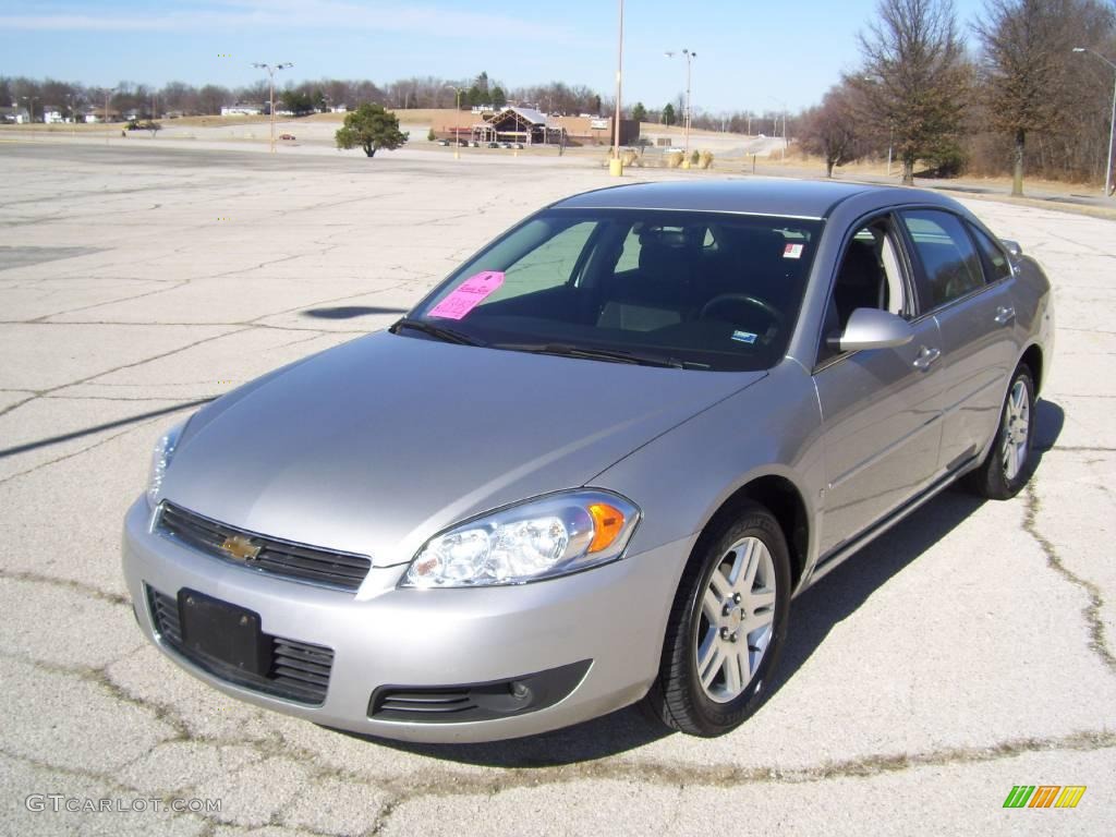 2008 Impala LT - Silverstone Metallic / Gray photo #4