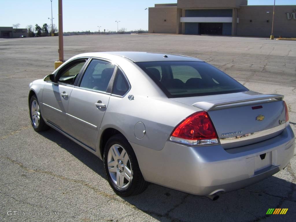 2008 Impala LT - Silverstone Metallic / Gray photo #6