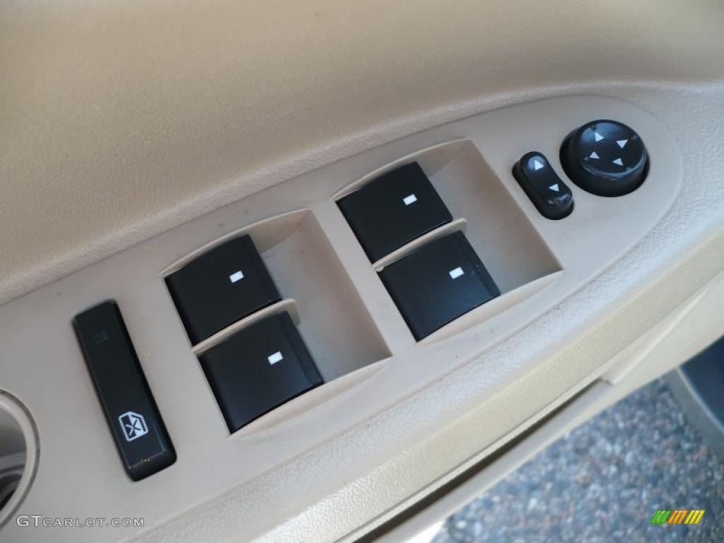 2009 HHR LS - Dark Gray Metallic / Cashmere photo #8