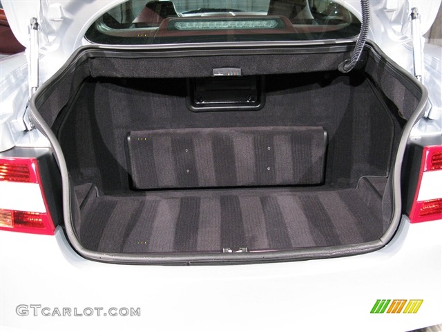 2005 Aston Martin DB9 Coupe Trunk Photo #284046