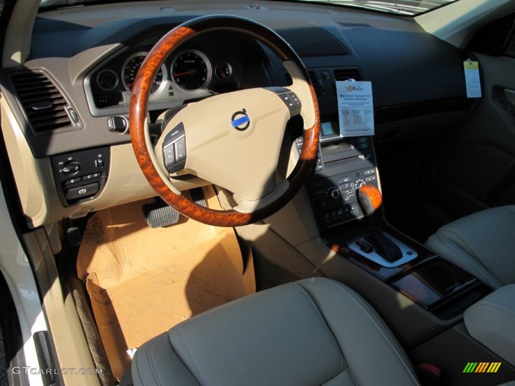 2010 XC90 V8 AWD - White Pearl Metallic / Soft Beige photo #6